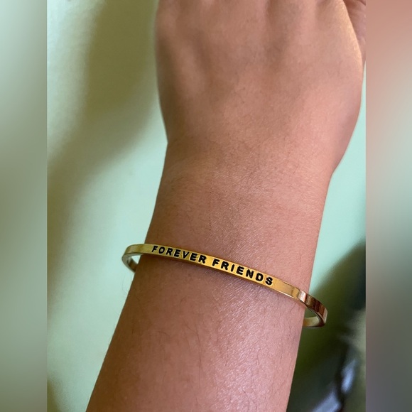 Gold 'Forever Friends' Bracelet - Picture 2 of 5